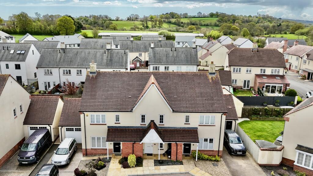 31 Greenhouse Gardens