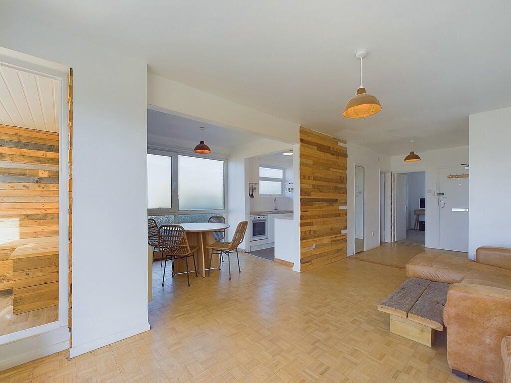 CAM03519G0-PR0120...