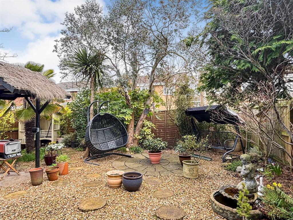 WhatsApp Image 2025-03-25 at 13.00.40_987d1c53.jpg