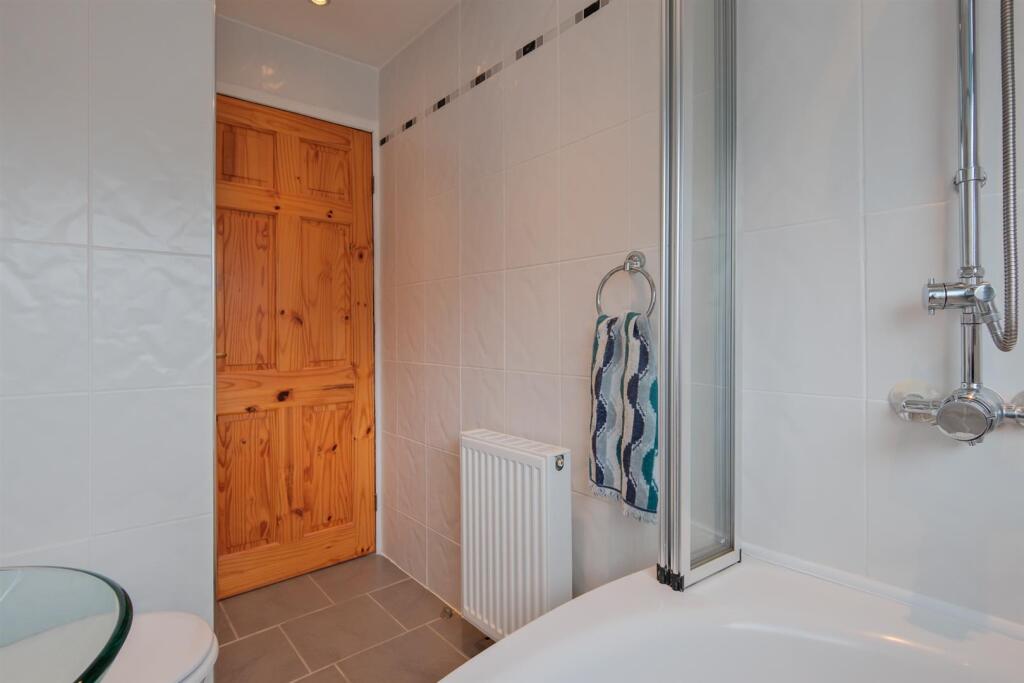 031-32 Currieside Place, Shotts, ML7 4AL.jpg