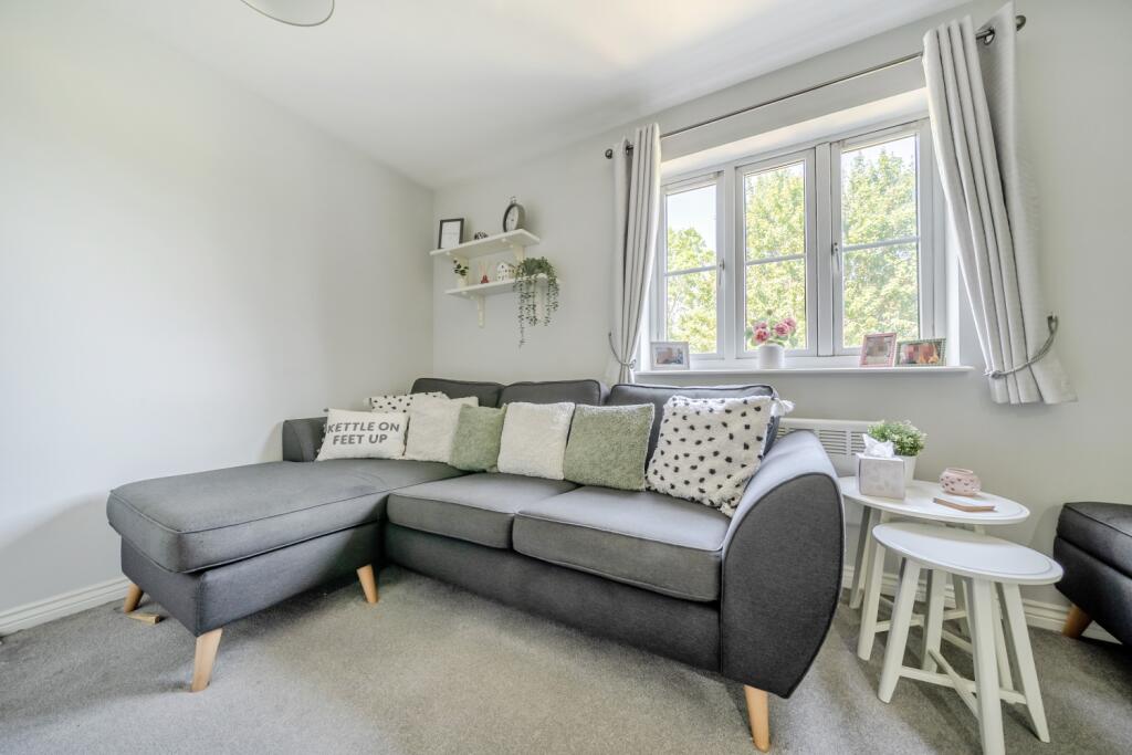 1340270-10-689b469cea792