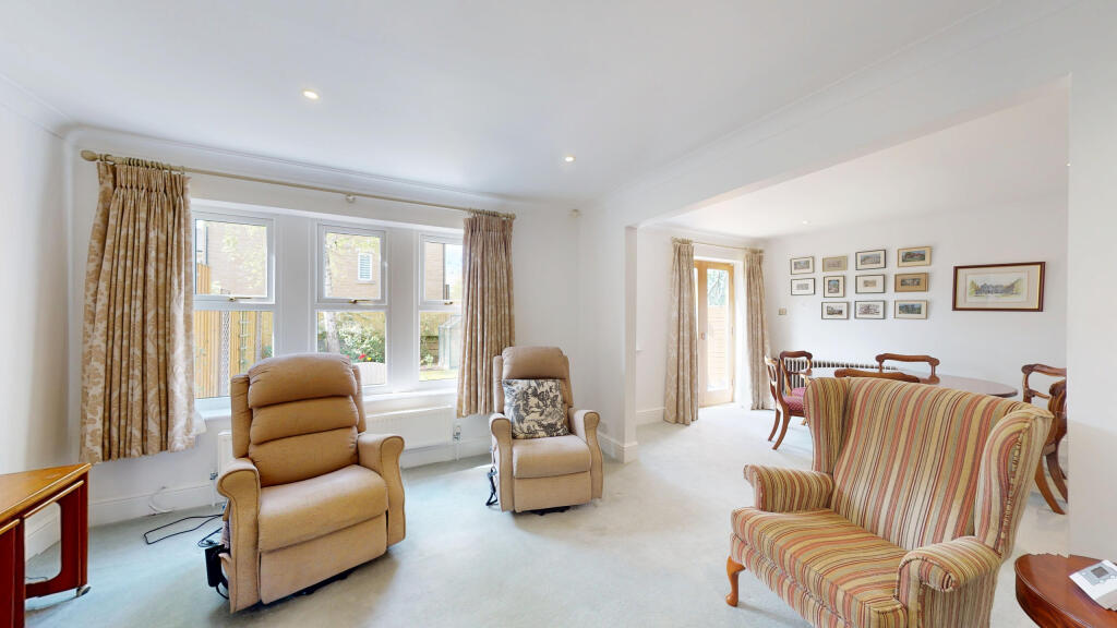 4-Old-Forge-Mews-04272025_153958