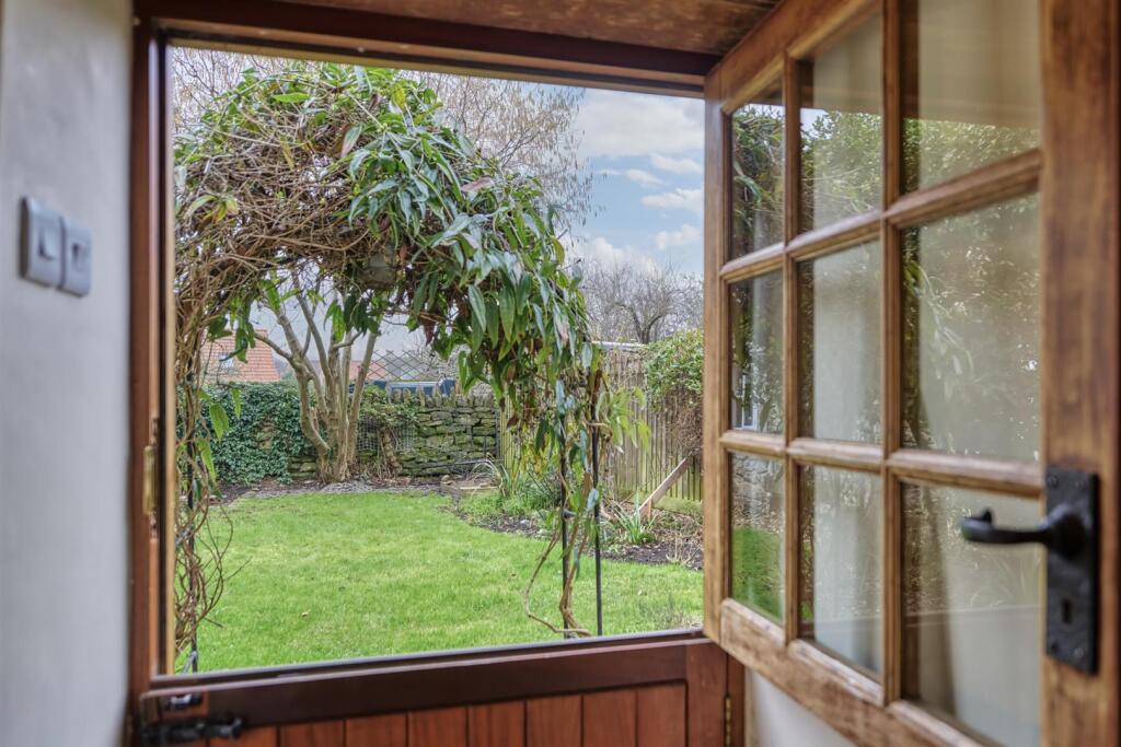 30-The Cottage Polebrook-133_HDR.jpg