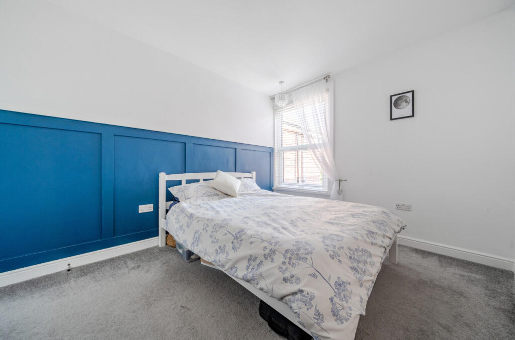 1305437-28-68470f...