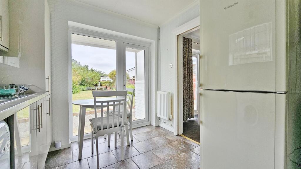 Kitchen/Breakfast Room