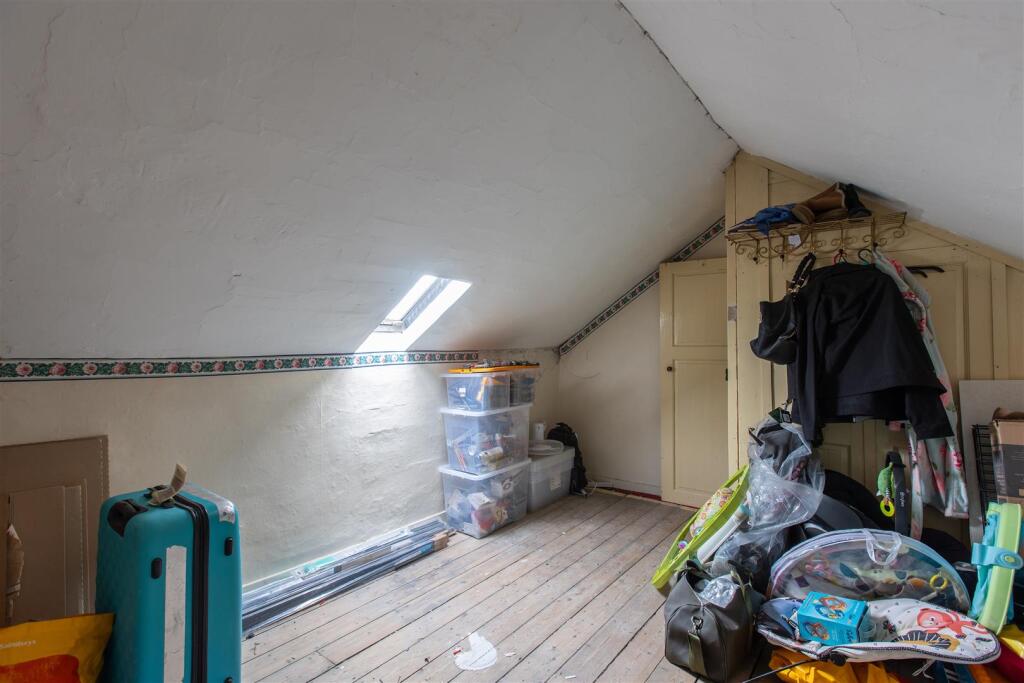 Castle Road 5 Attic-2.jpg
