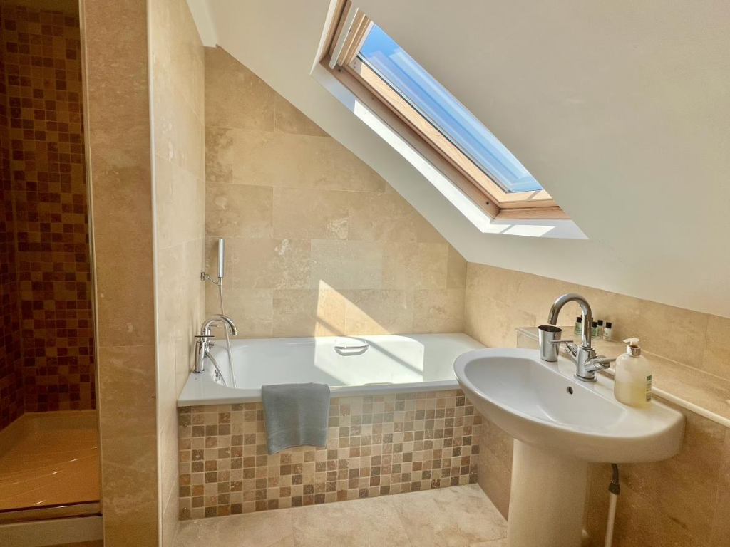 Screenshot 2025-06-19 at 15.59.06.png