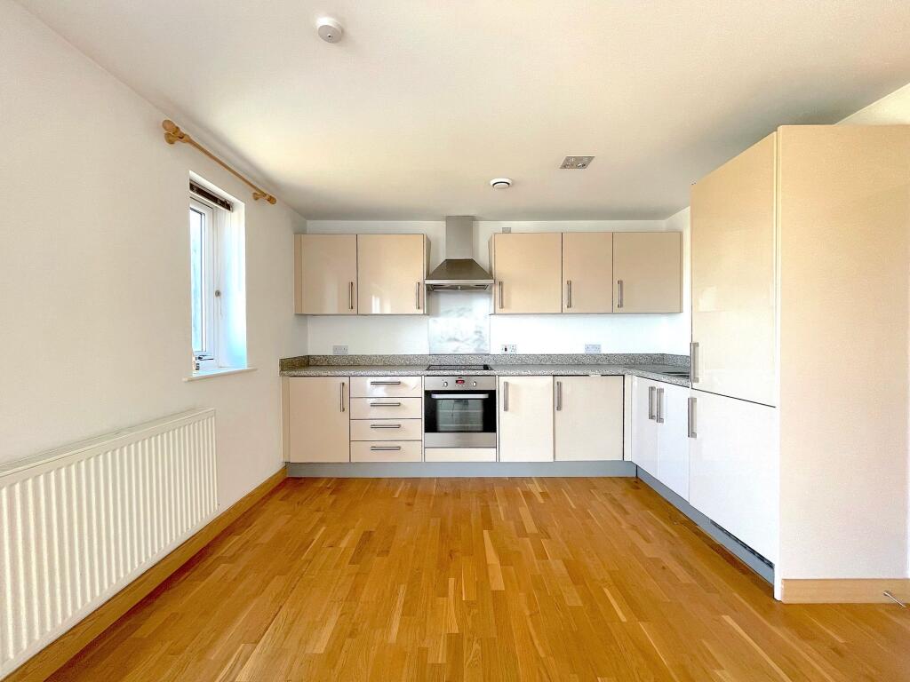 Living Room/Kitchen/Dining Room (2)