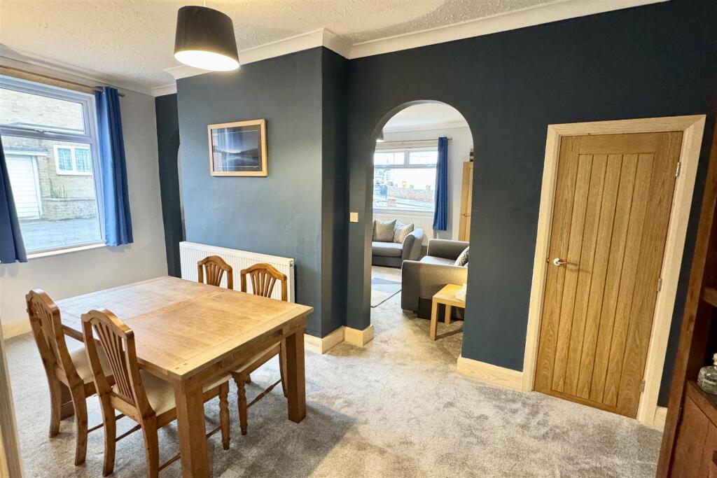 Separate dining room