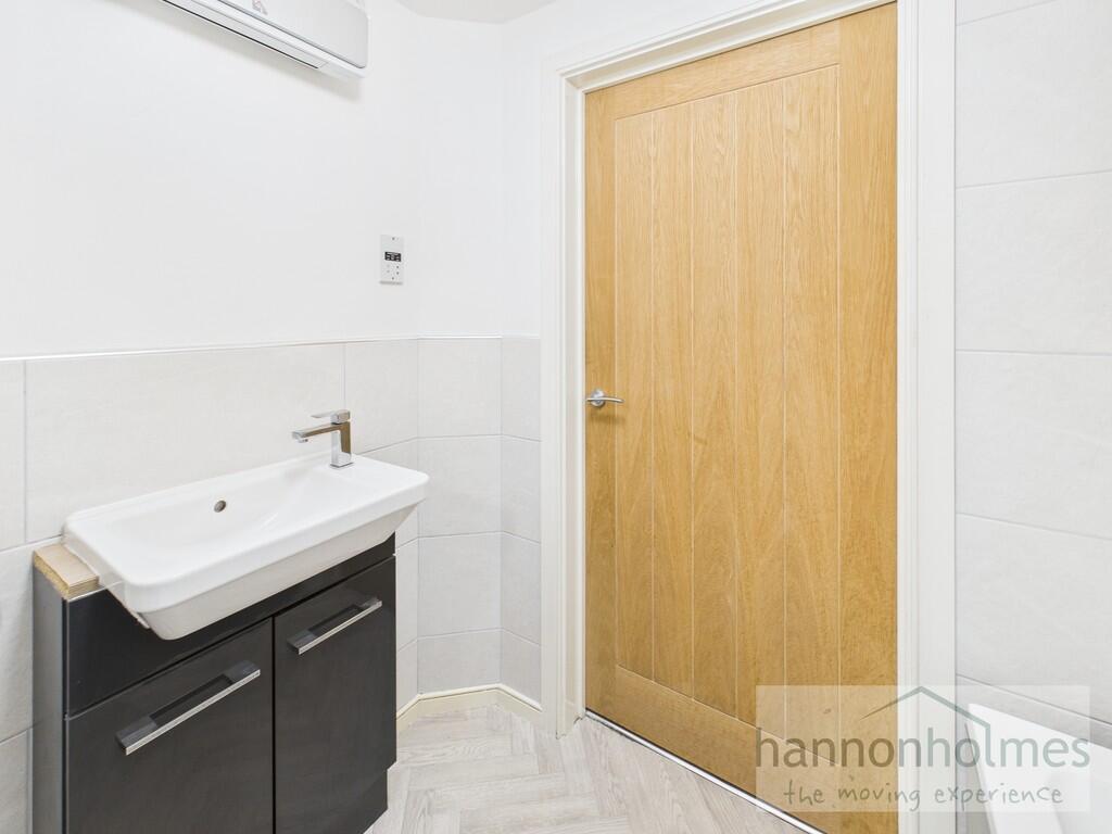 CAM05283G0-PR0116...