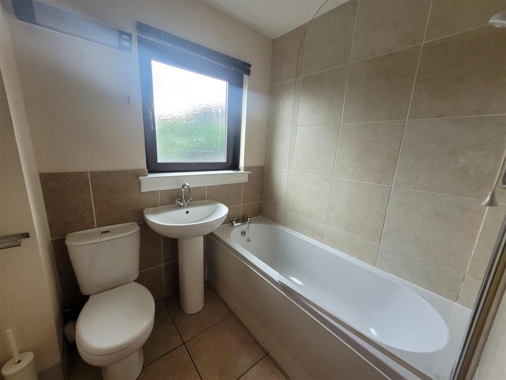 bathrooom.jpg