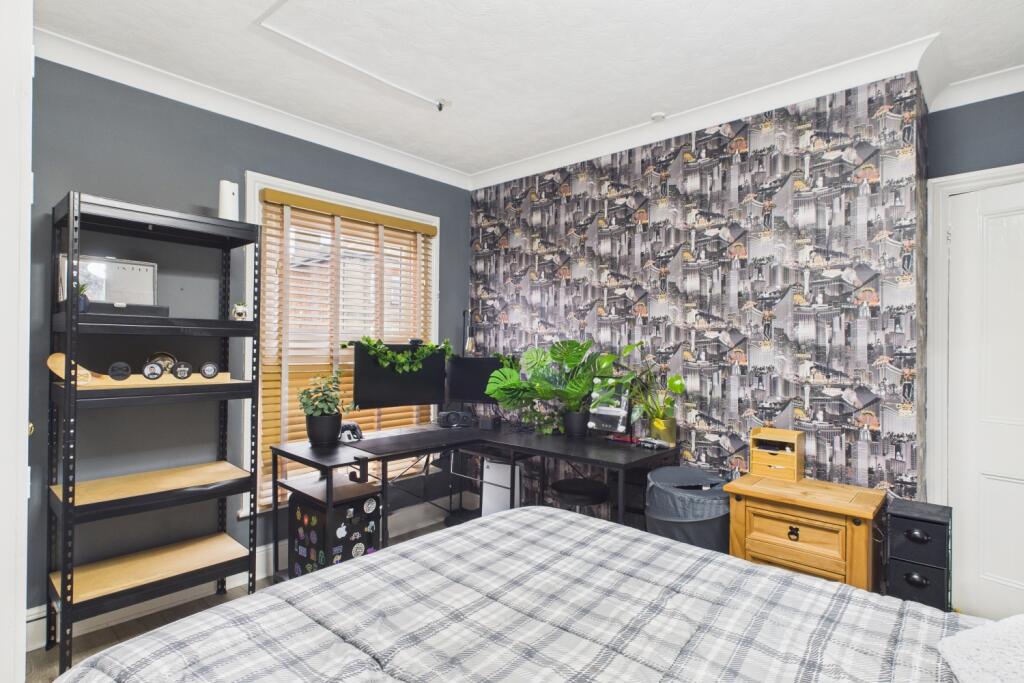 EweMove Spalding - Pinchbeck Rd - Bedroom 