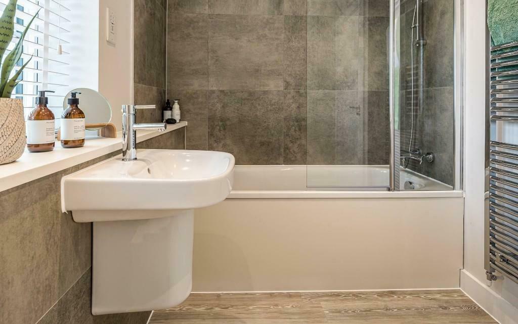 Similar Show Home