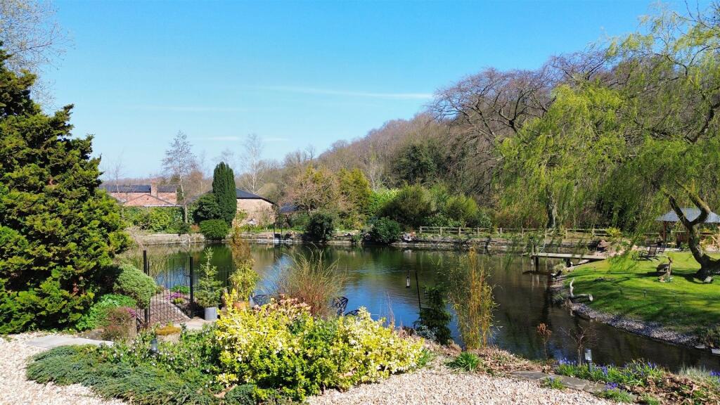 dji_fly_20250403_115840_464_1743678209386_photo_op