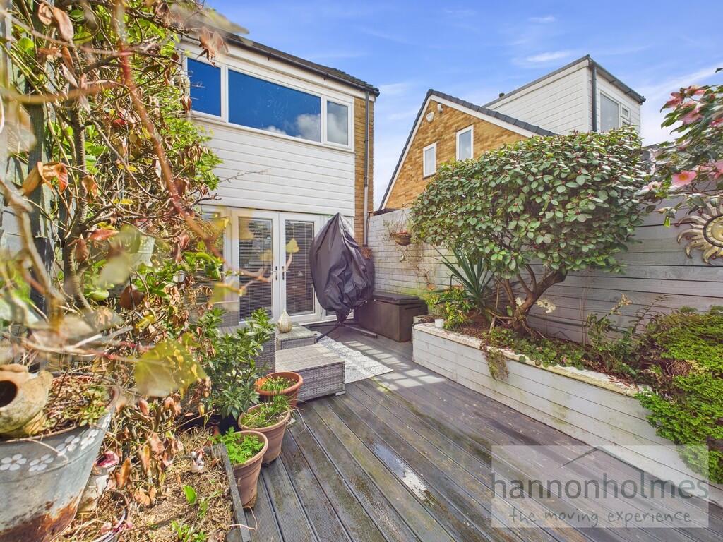 CAM05283G0-PR0027...