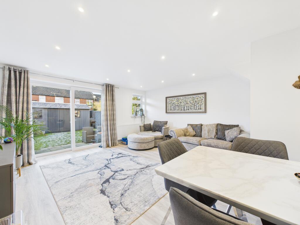 Serrin Way, Horsham, West Sussex