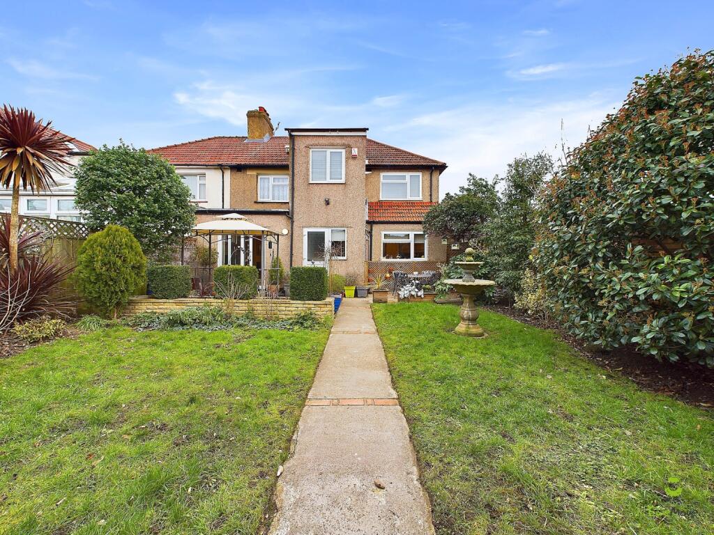 CAM04399G0-PR0029-STILL024