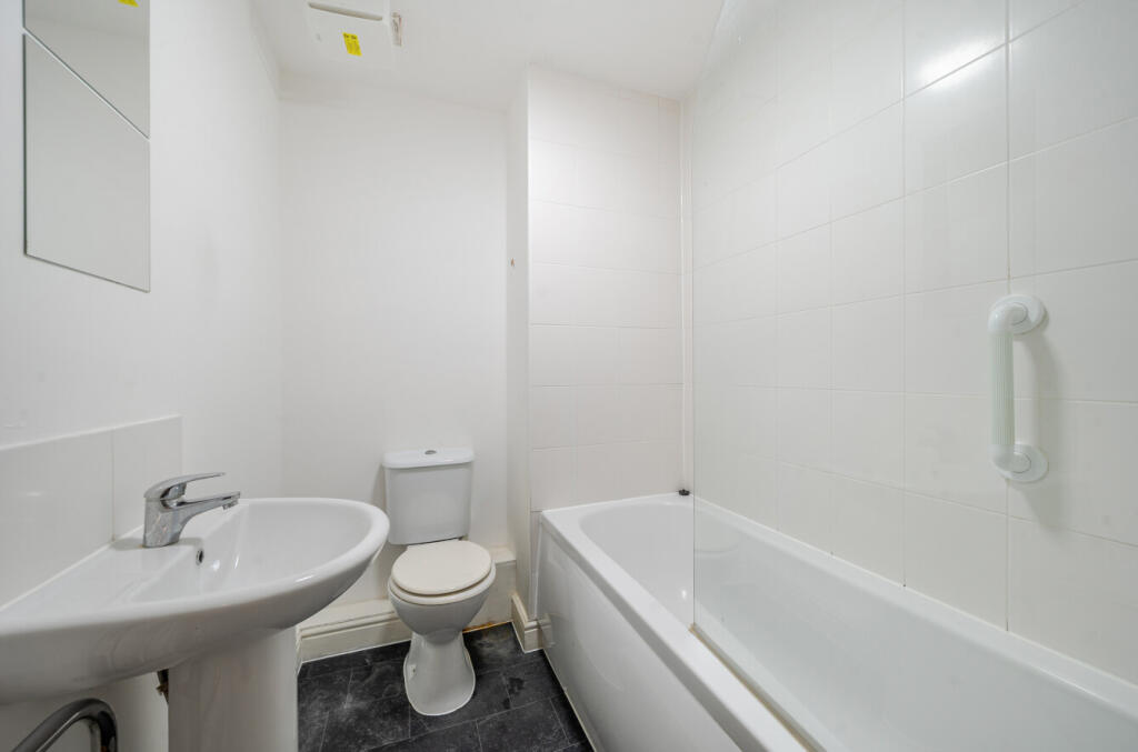 1330851-7-6880e8f...