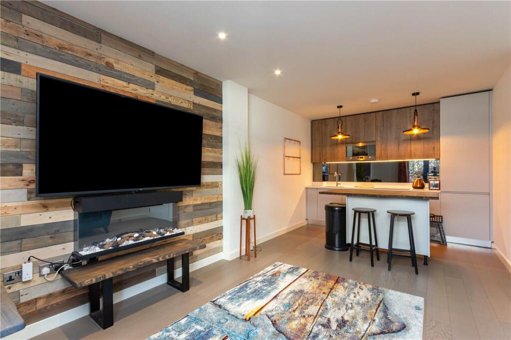 Living/Kitchen