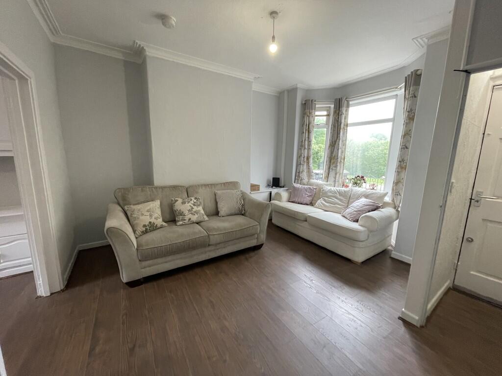 iPhone-2025.06.12...