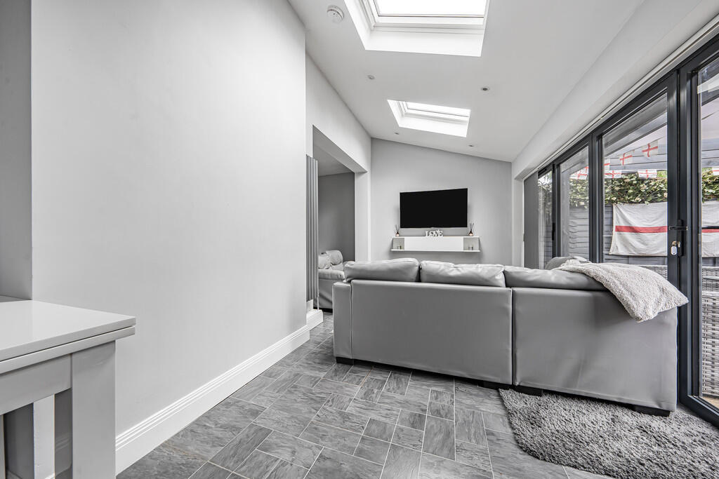 Photo Oct 08 2025...