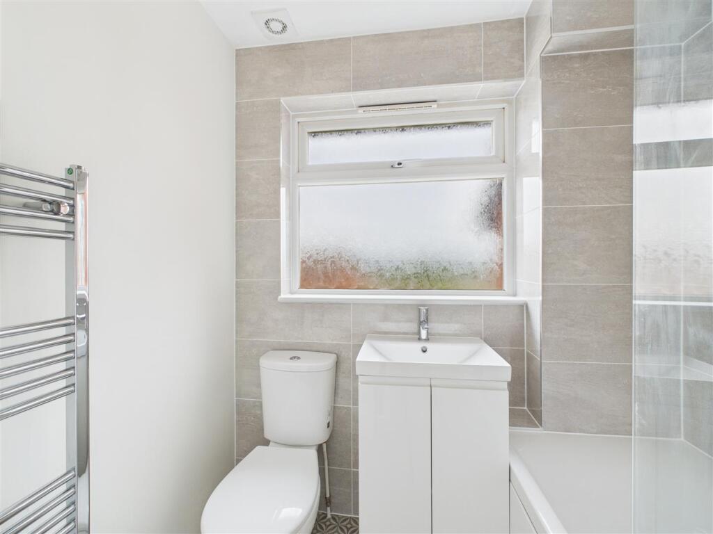 60 Smith Field Road - 09.jpg