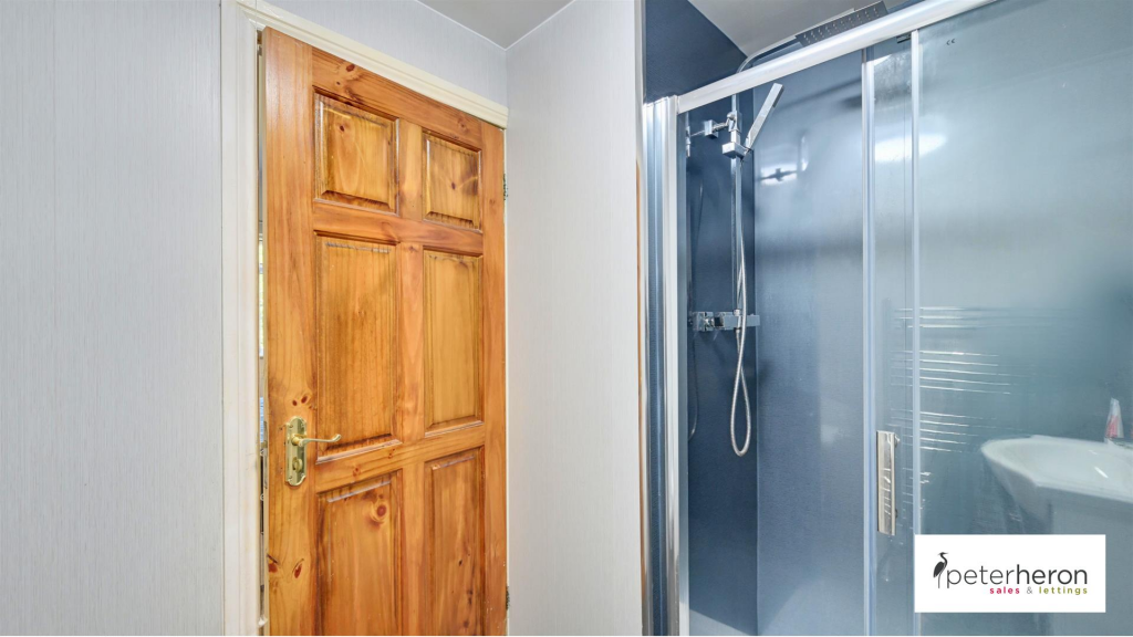 En-Suite Shower Room