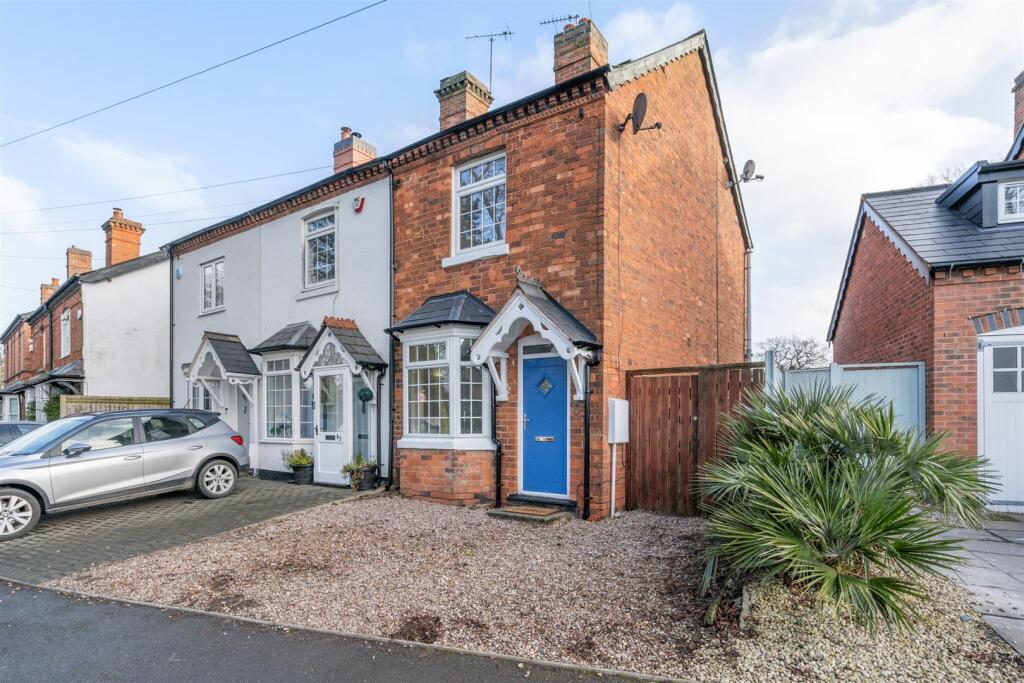 85 Lodge Road_15.jpg