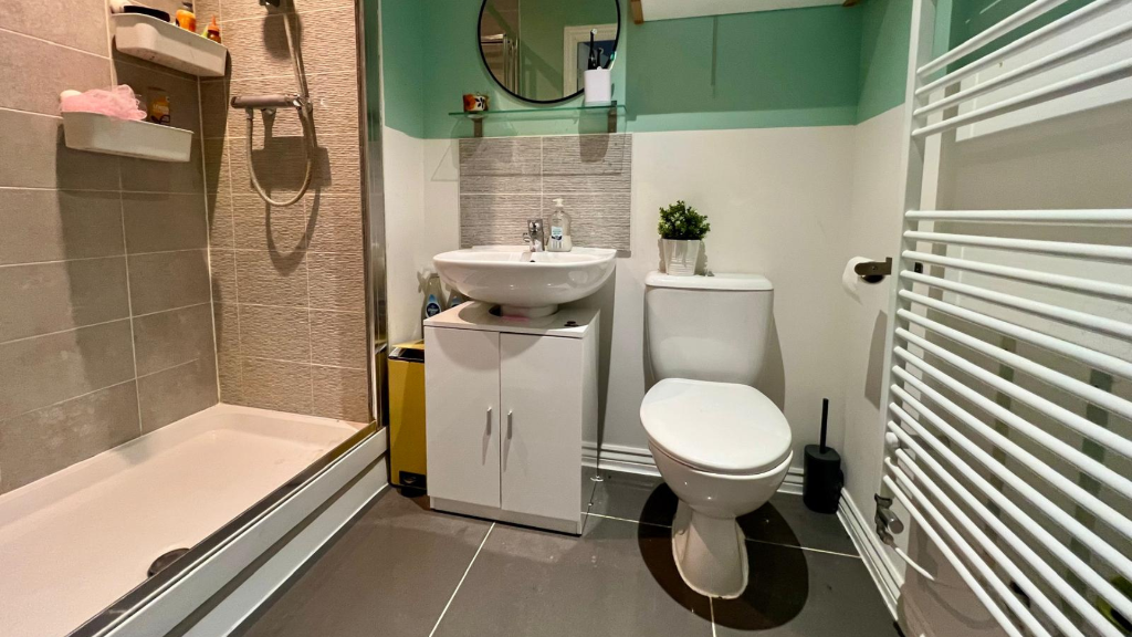 Ensuite
