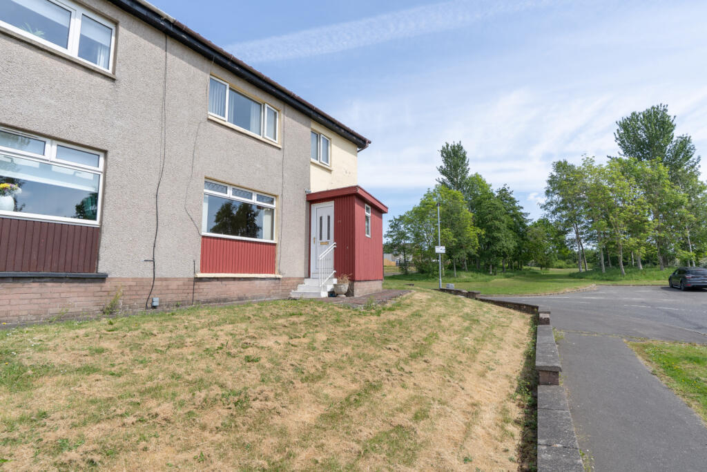 3 Bedroom Semi Detached for Sale