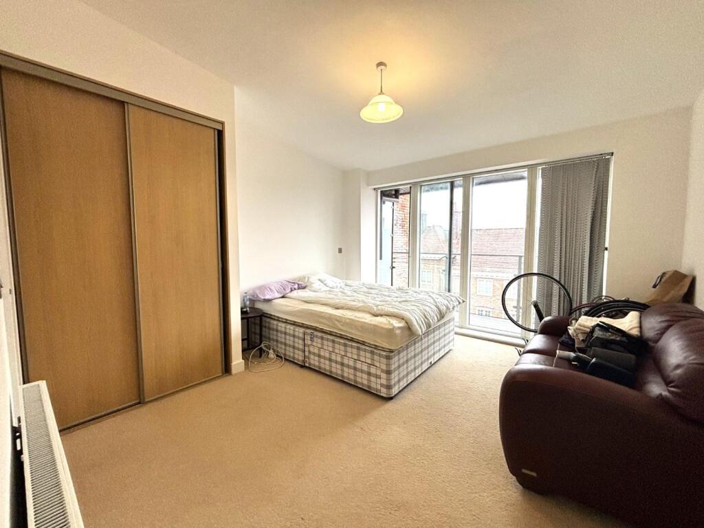 Bedroom 1.jpeg