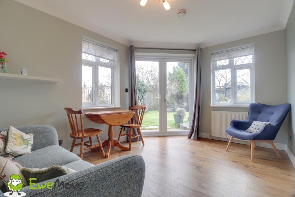 Sun Room or Study - Ben Brind EweMove Estate Agent
