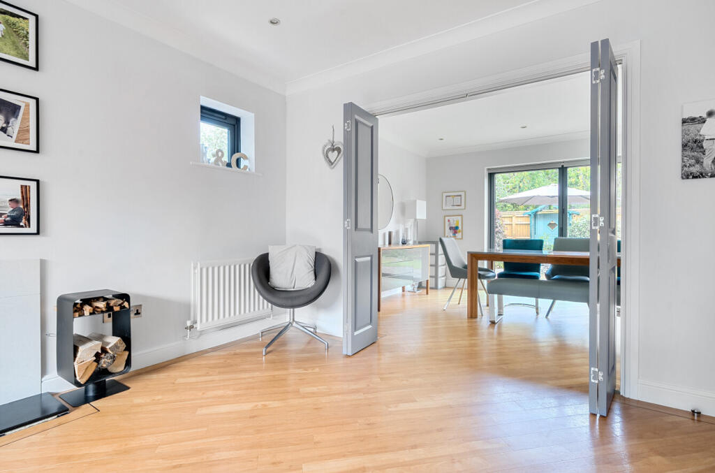 1317306-22-6863e7...