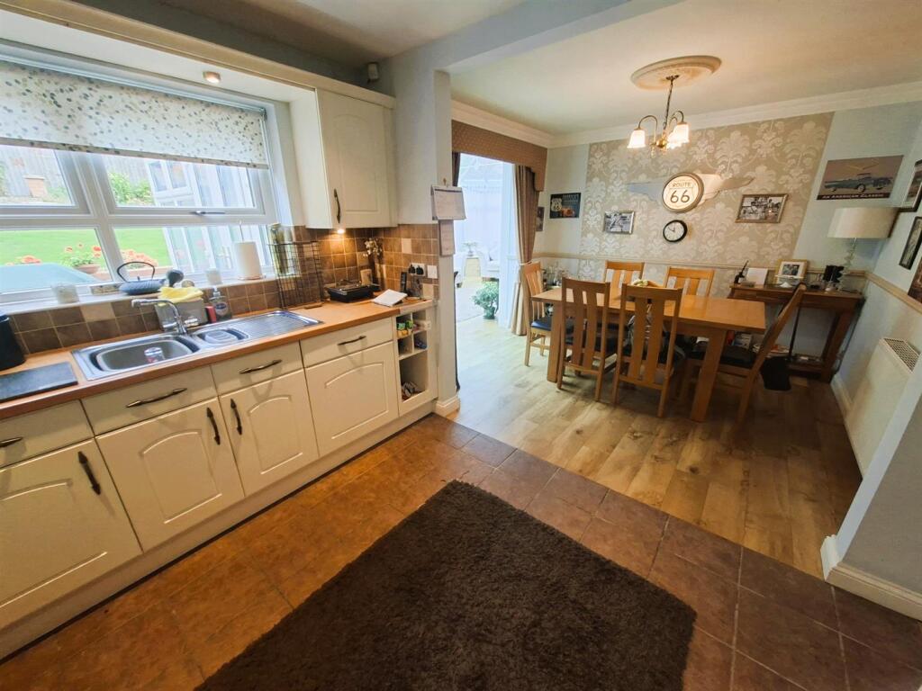 Primula Close, Northampton