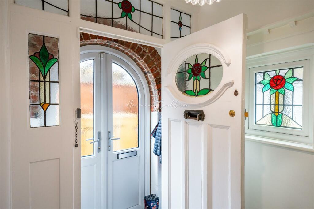 Porthamal Gardens, Rhiwbina, HernCrabtree (32).jpg