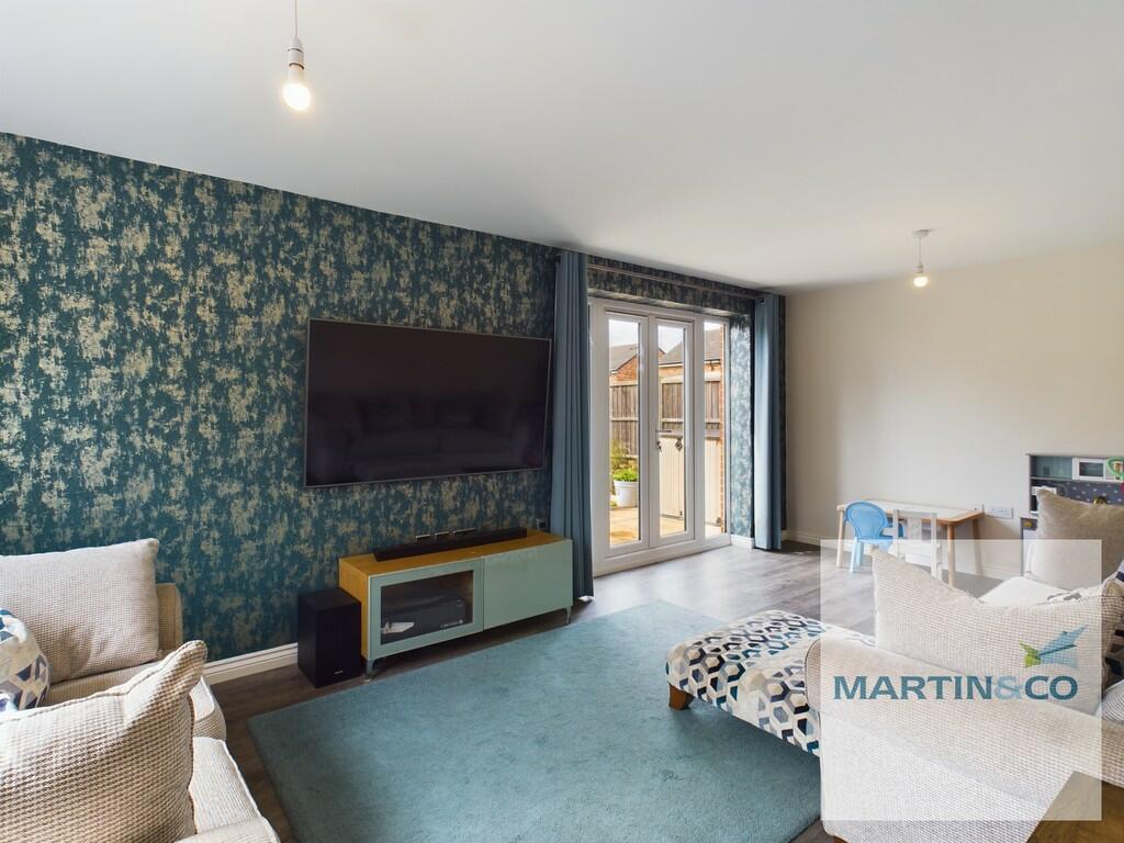 CAM03663G0-PR0012...