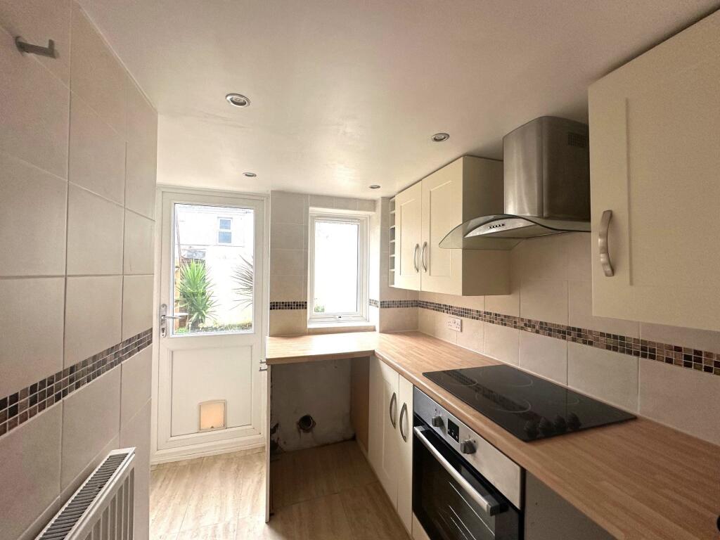 Kitchen (1)