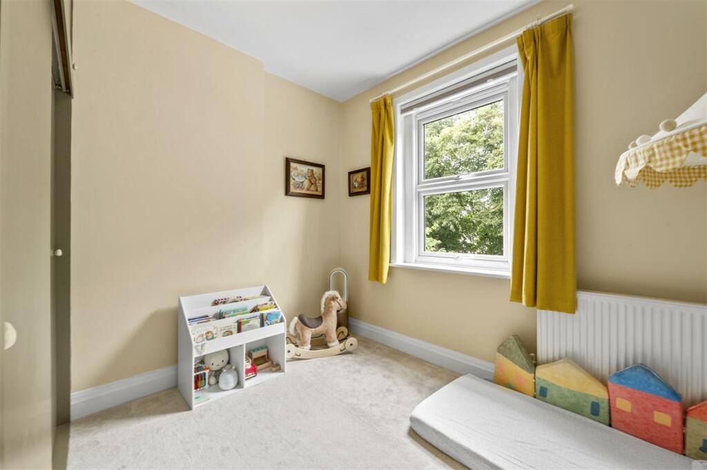 5b, Laurel Road ,13.jpg