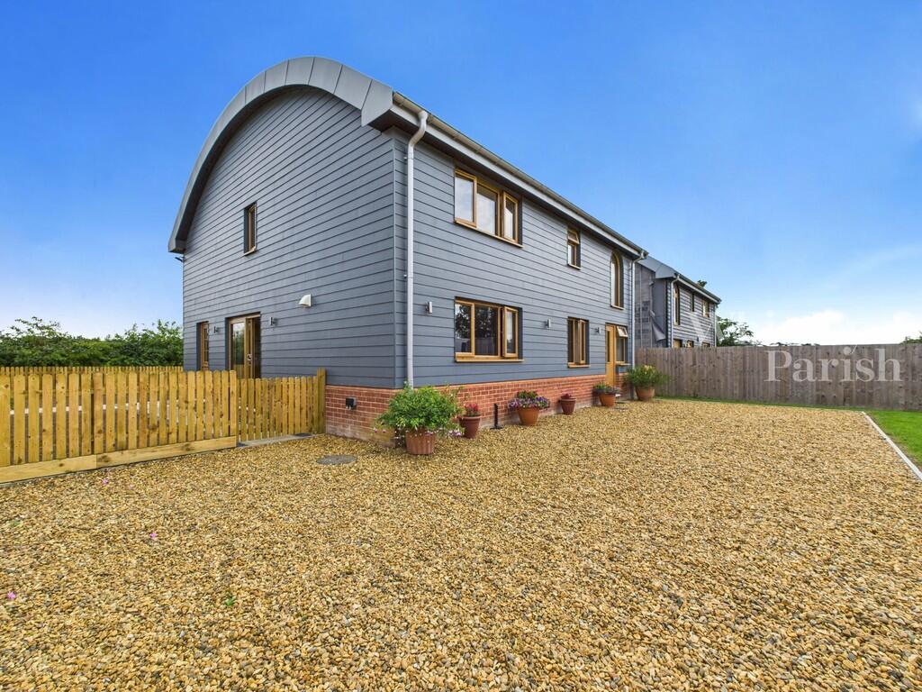 CAM04332G0-PR0484...