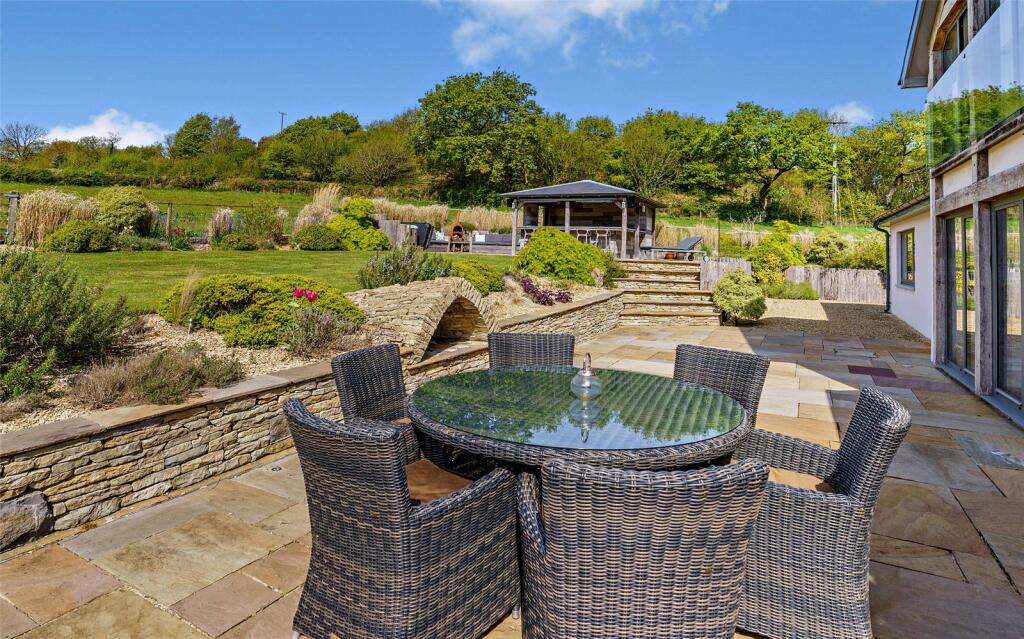 Front Sun Terrace