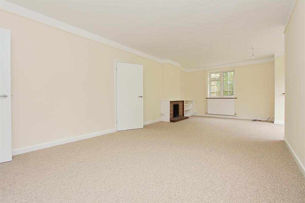 The Vicarage, West Lavington (12).JPG