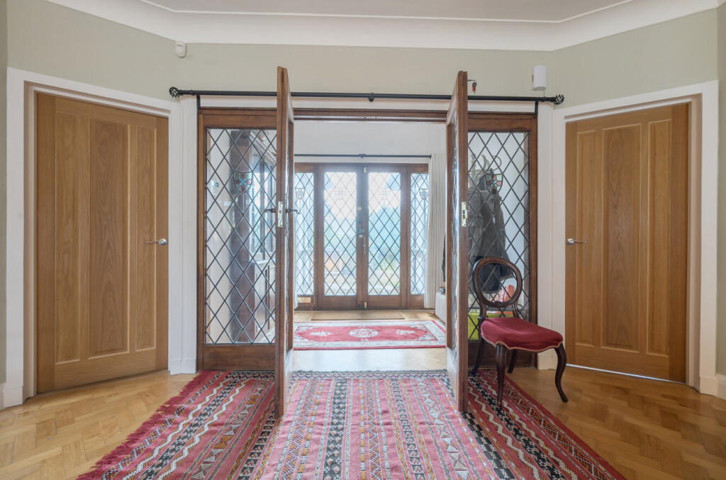 1359689-7-68d6d37...