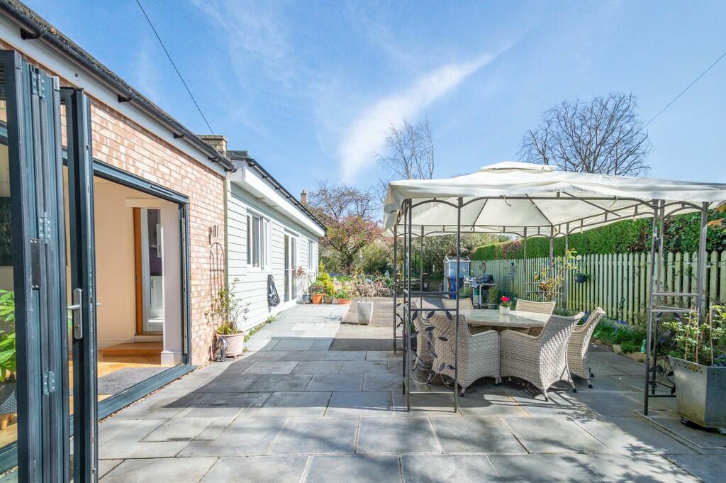 26 Oxford Street-...