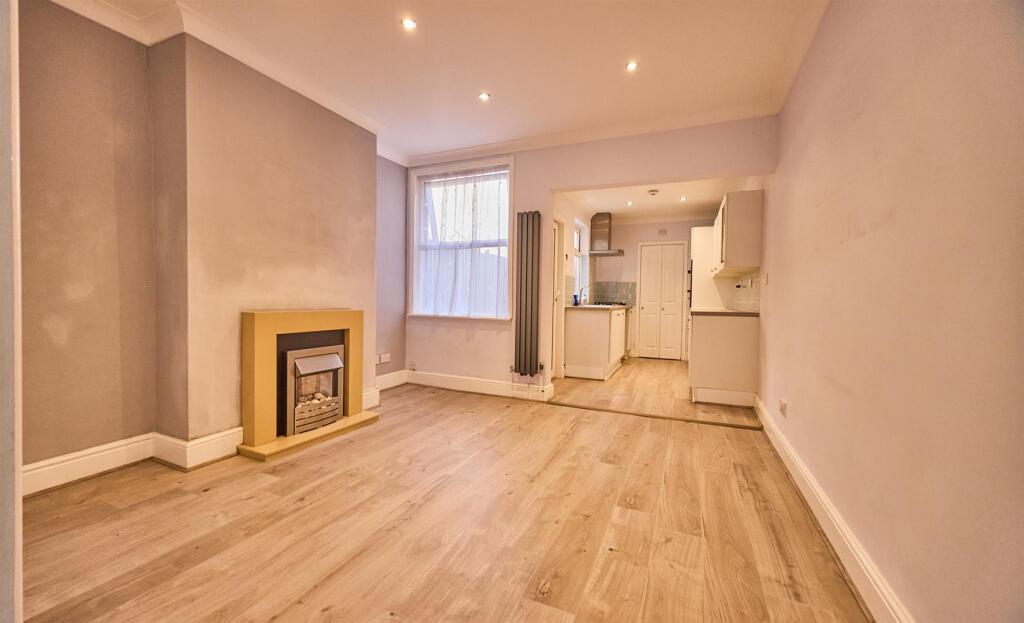Open Plan Living/Dining/Kitchen