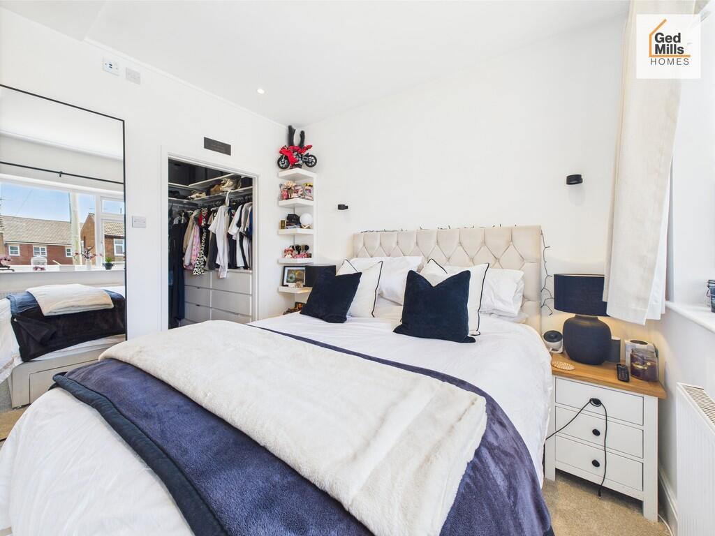 CAM04261G0-PR0047...