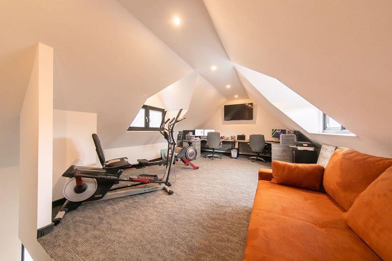 Loft room 