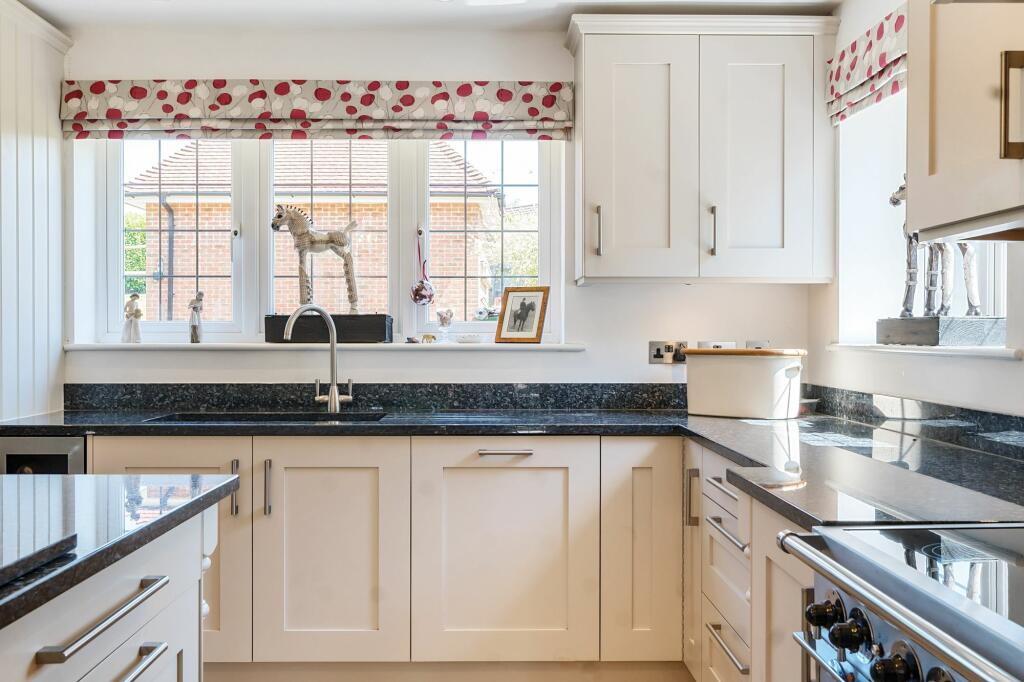 Kitchen/Dining Room/ Snug