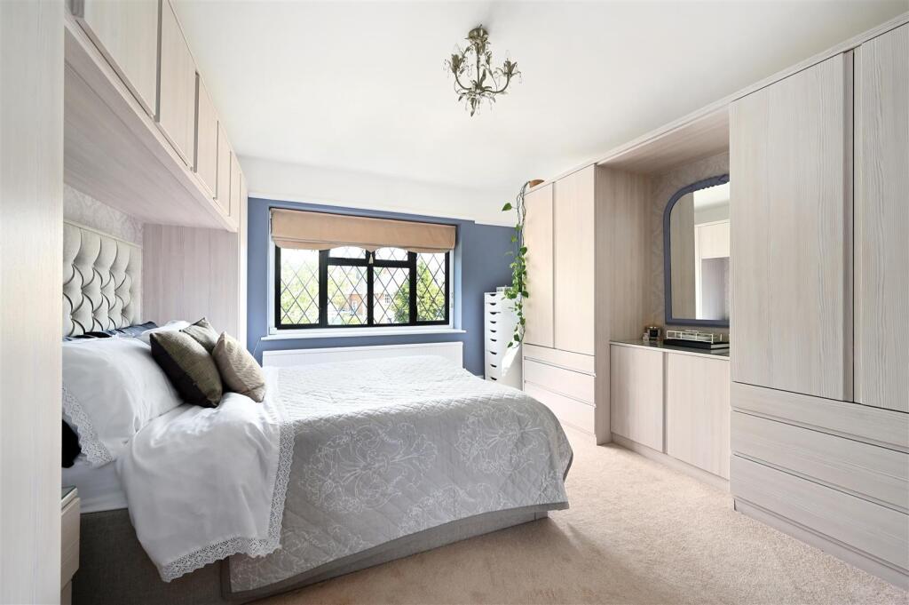 tudor-lodge-bn3 (13).jpg