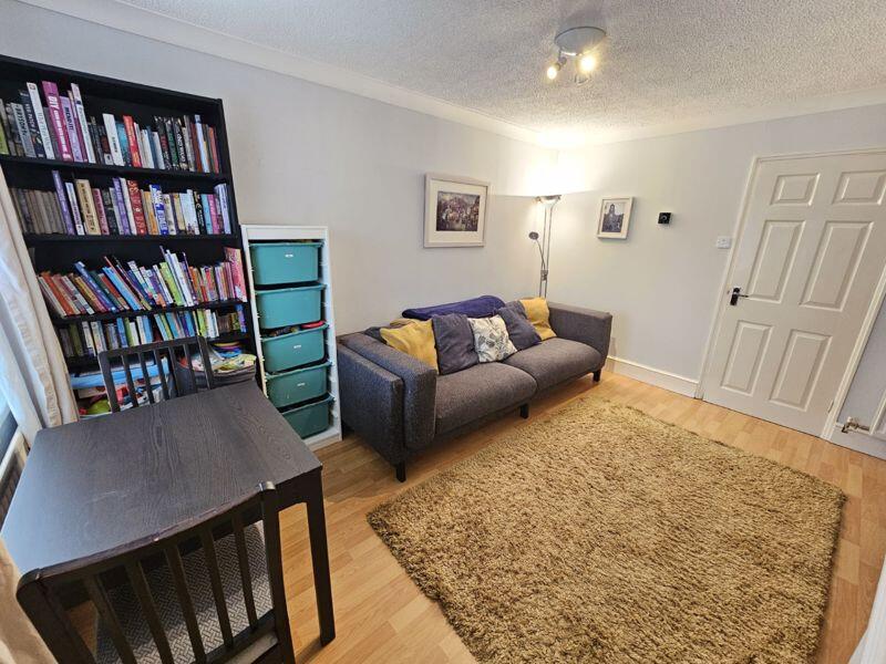 Lounge Additional Image
