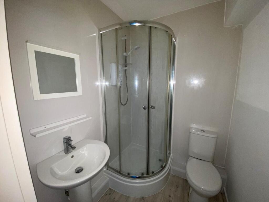 1 light bathroom.jpg